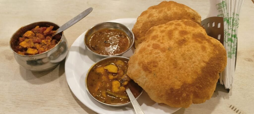 Aaloo poori